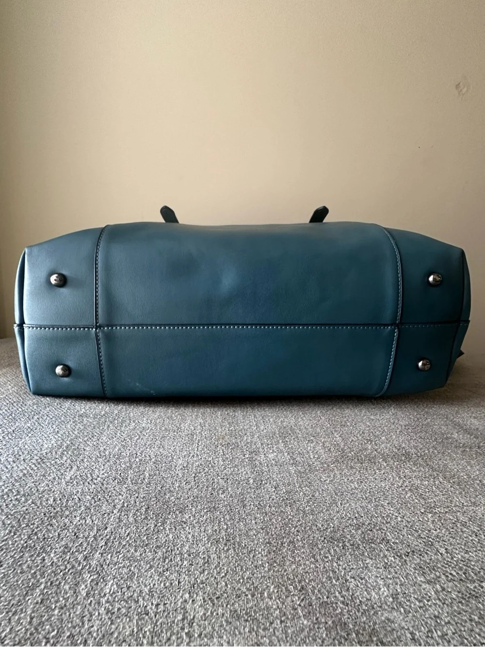 Mosiso sleek faux